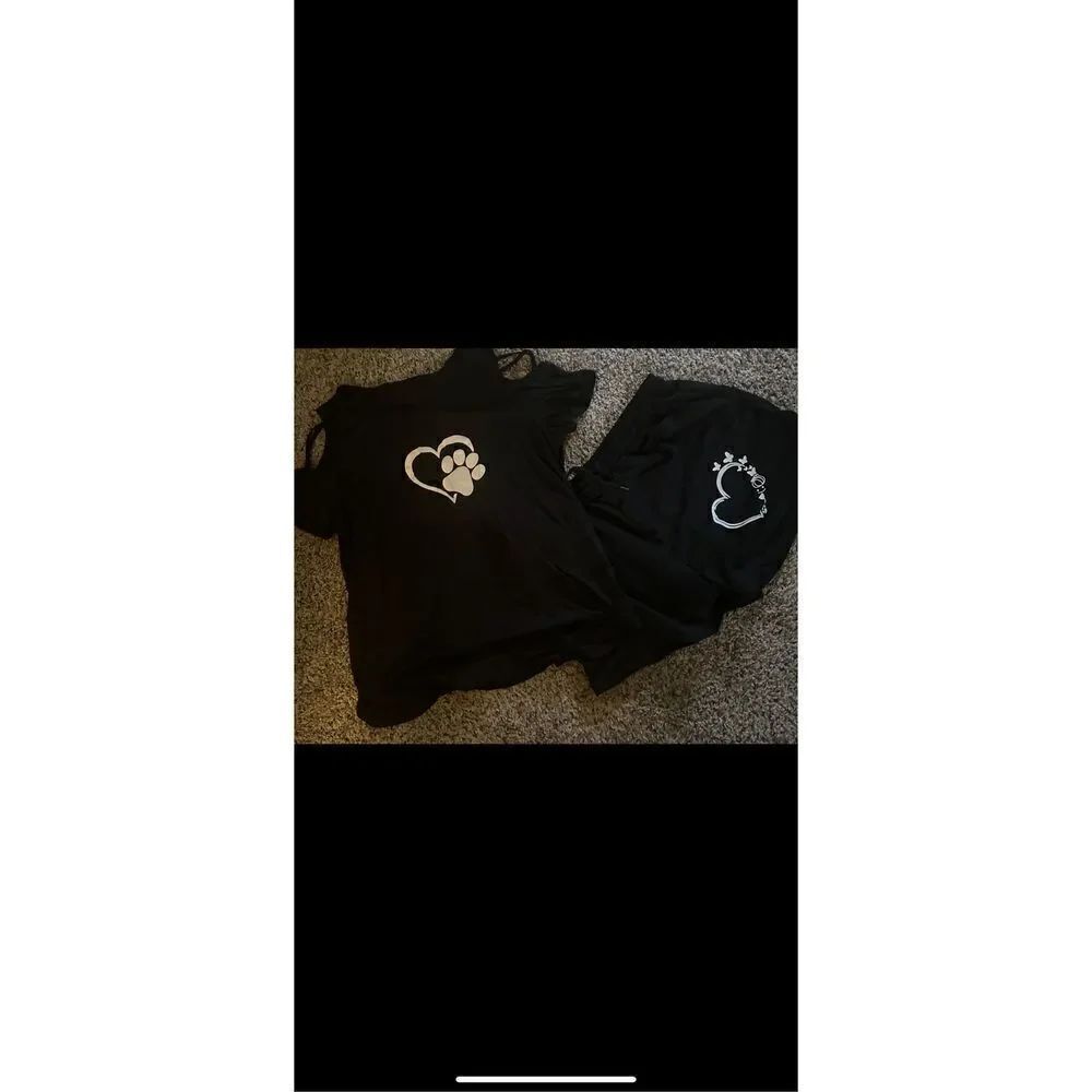 Two piece shorts and top set ￼size xl Shorts are New